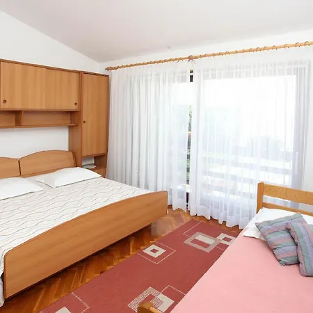 Fuer 3 Personen Ca 35 Qm In Banjole, Istrien Istrische Riviera - B60841 *